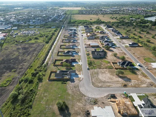 20 Paseo Cafetos St, Brownsville, TX 78526