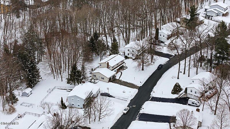 2nd image of 53 Brookline Drive