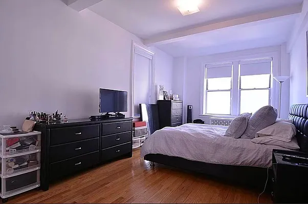 Rented by Compass | media 7