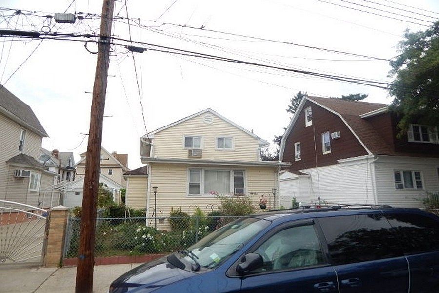 1st image of 10125 115th St