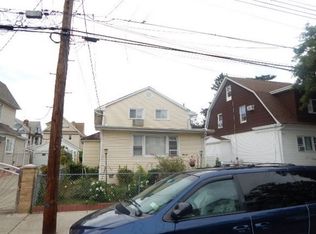 10125 115th St, South Richmond Hill, NY 11419