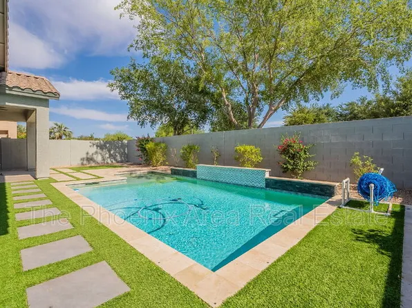 2823 E Tulsa St, Chandler, AZ 85225