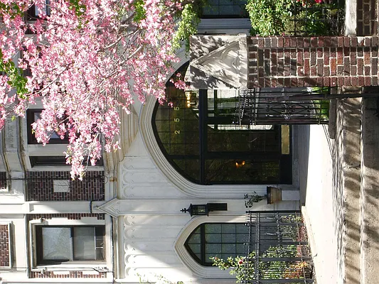 Rented by CG Realty | media 57