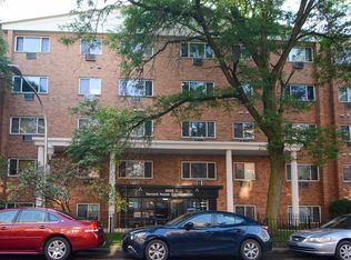 3825 N Pine Grove Ave APT 201, Chicago, IL 60613