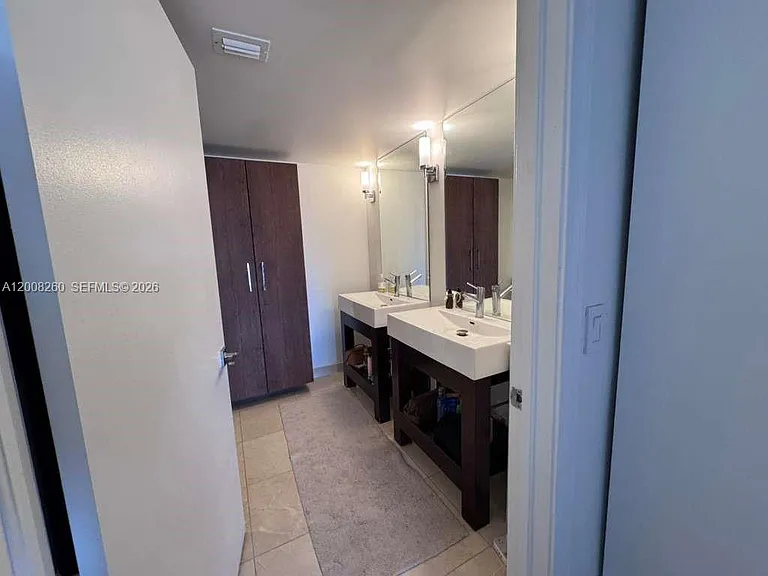 2400 SW 3rd Ave #601 — Photo 12