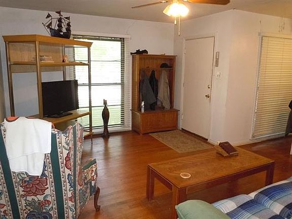 5th image of 941 Tamara Ln