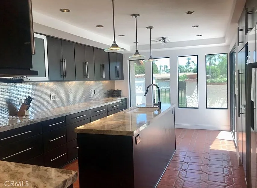 3 bed, 2.5 bath, 2116 sqft, $3,700 — Photo 4