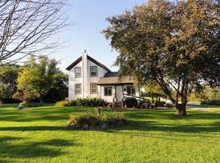 2204 Powder Hill Rd, Hartford, WI 53027