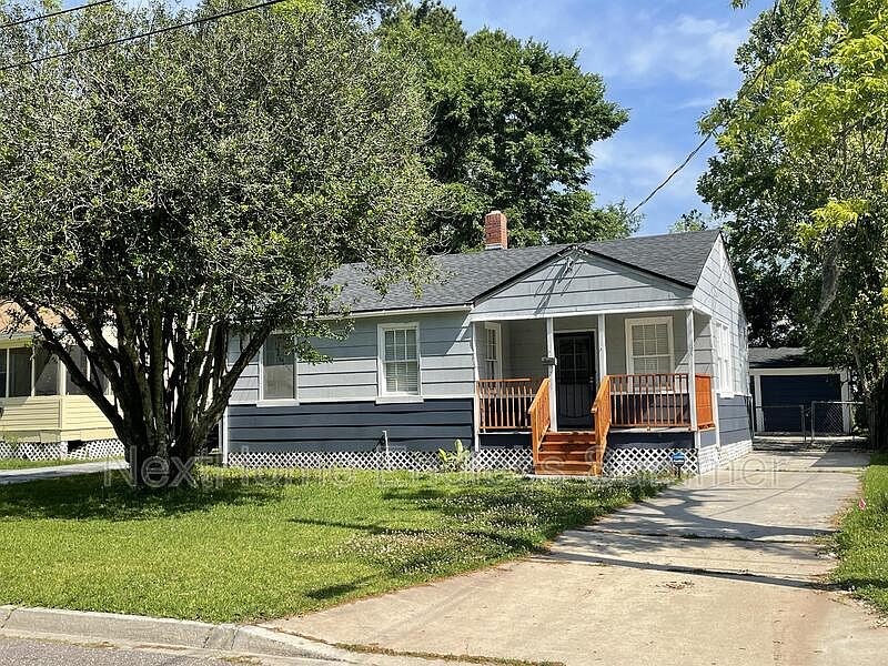 1st image of 2887 Lenox Ave