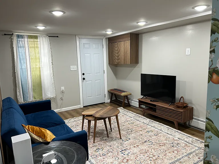 24 Wallis Ave #BASEMENT — Photo 4