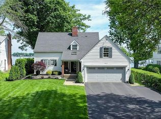 1819 Winter Rd, Grand Island, NY 14072