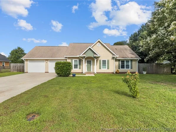 299 Riverwind Dr, Spring Lake, NC 28390