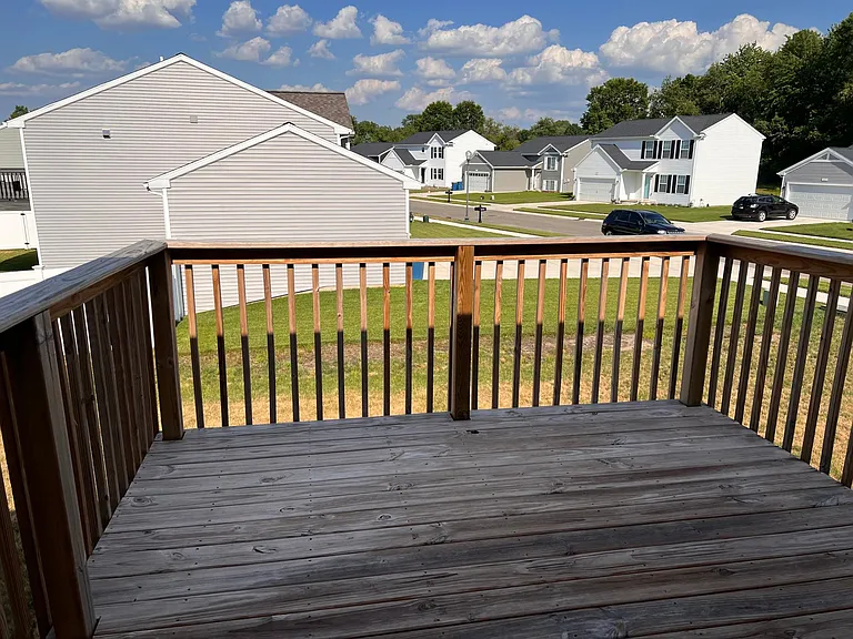 3310 Chapel Hill Dr W — Photo 9