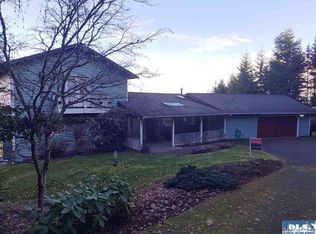 622 E Angeles Ridge Rd, Port Angeles, WA 98362
