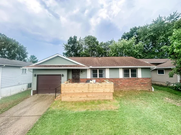247 Lone Pine Rd, Delaware, OH 43015