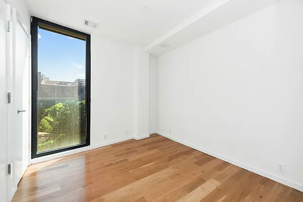 Rented by Keller Williams NYC | media 9