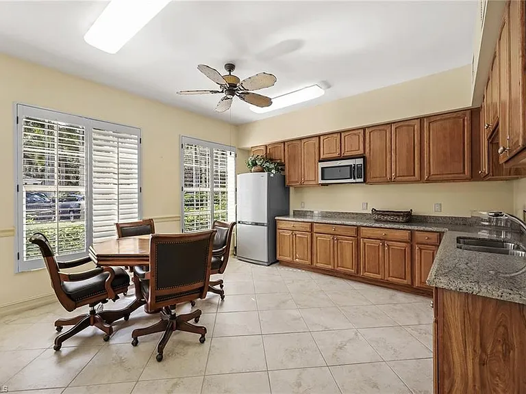 831 Sailaway Ln #104 — Photo 34