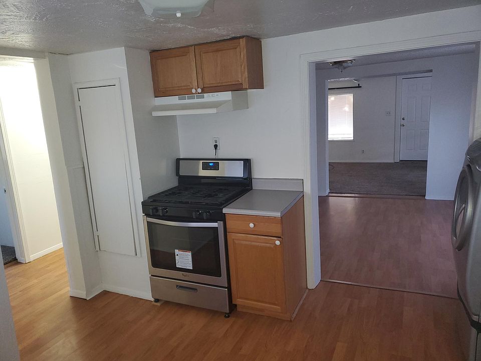 2nd image of 602 S Fountaine St