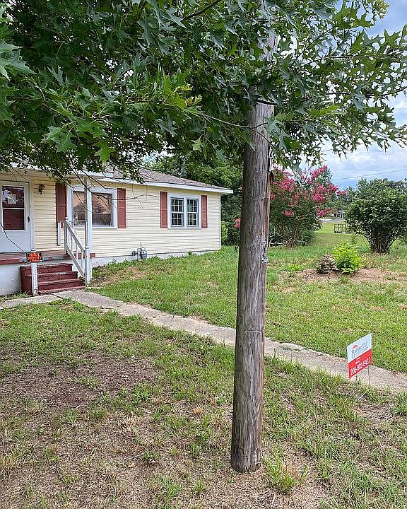 2nd image of 1160 Morrow Ln
