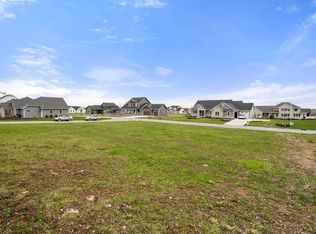 4301 N Sugar Maple Ln, Appleton, WI 54913