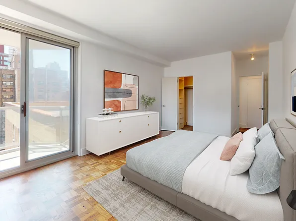 300 East 74th Street image 4 of 9