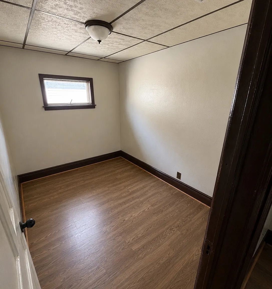 136 Milton St — Photo 3