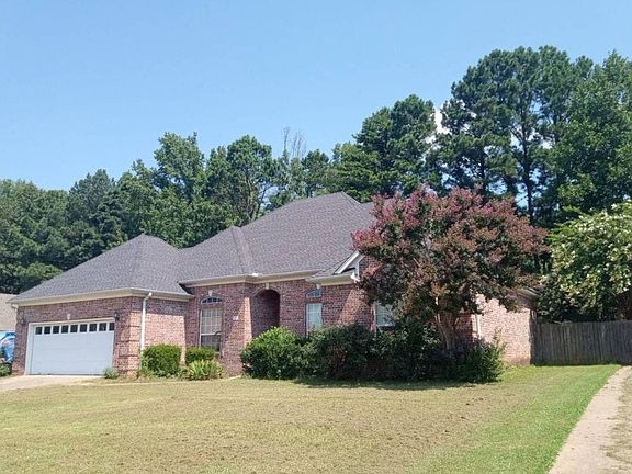 2nd image of 2403 Defoe Cir