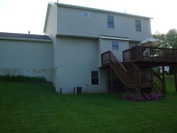 2nd image of 457 Vandalia Dr