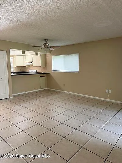 2276 Fox Hollow Dr — Photo 10