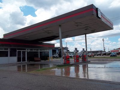 57 N Kessler Ave, Schulenburg, TX, 78956