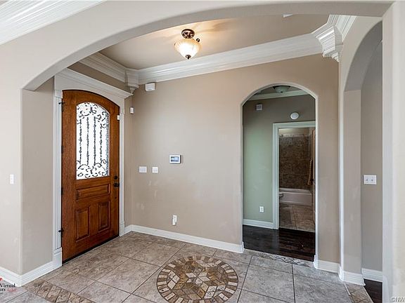 4th image of 762 Hackberry Dr