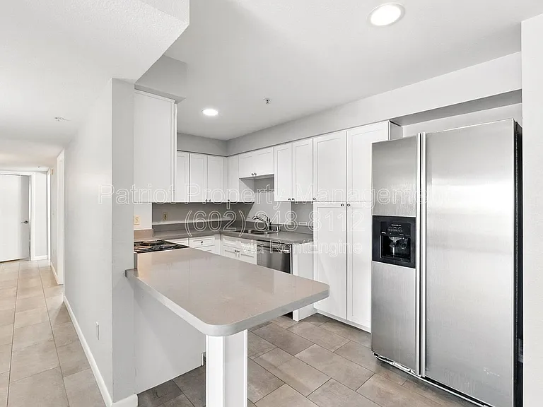 1005 E 8th St #2007 — Photo 12