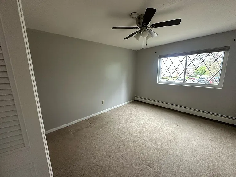 48 Fernview Ave #9 — Photo 13