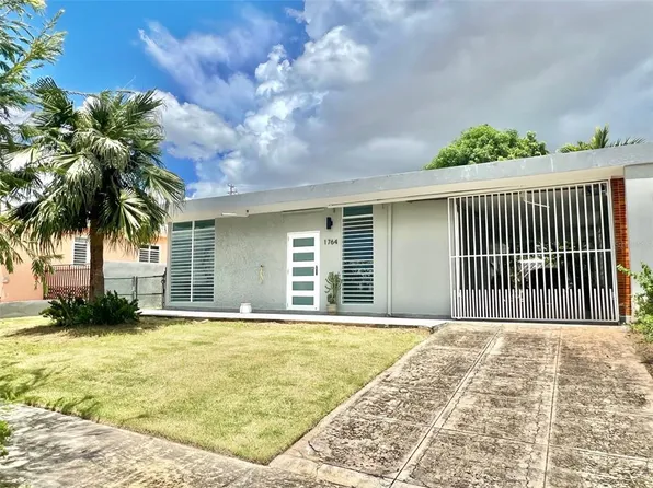 1 Budapest #1764, San Juan, PR 00921