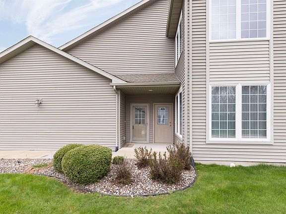 2nd image of 639 Queens Ct