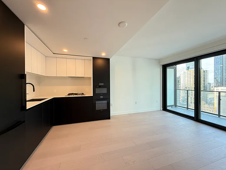 300 Virginia St #1005 — Photo 4