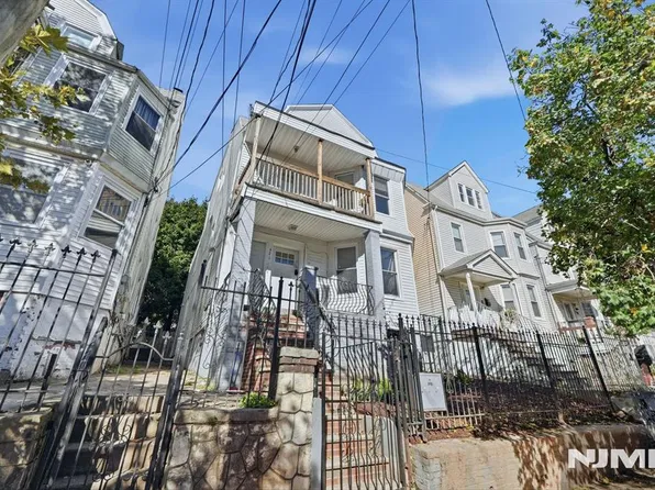 471 14th Street, Newark, NJ 07103
