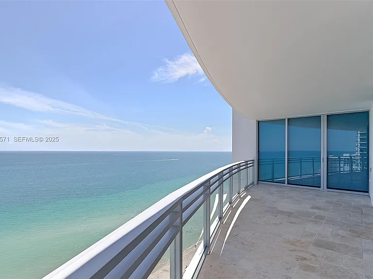 3535 S Ocean Dr #2102 — Photo 4