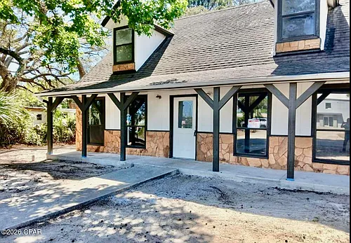 1825 Watkins Ave Photo 1