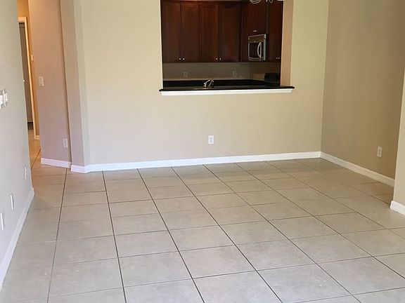 5th image of 488 Cruz Bay Cir