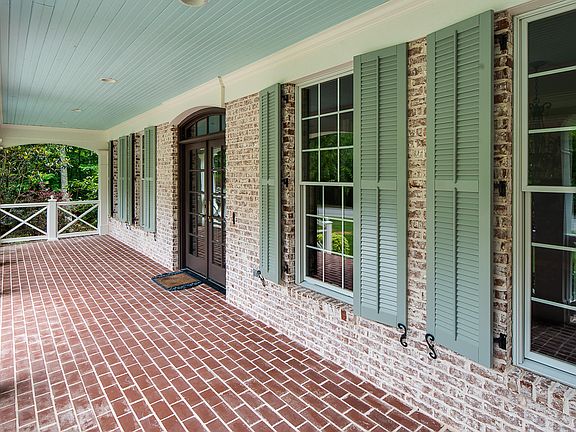 4th image of 1006 Northbridge Close