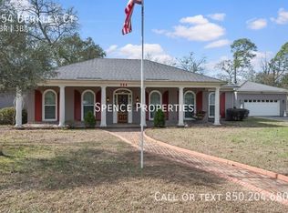 254 Berkley Ct, Mobile, AL 36606
