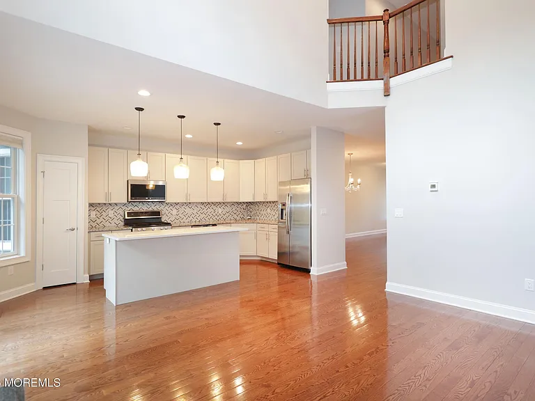 10 Gonzalez Dr — Photo 10