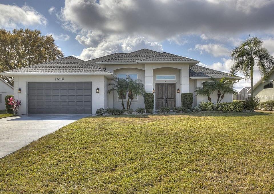 1st image of 12019 SW Kingsway Cir