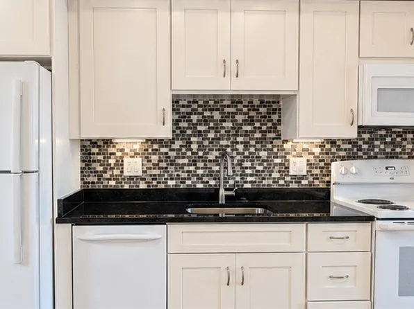 The Mercedes Condominiums, 1925 M St NE #1, Washington, DC 20002