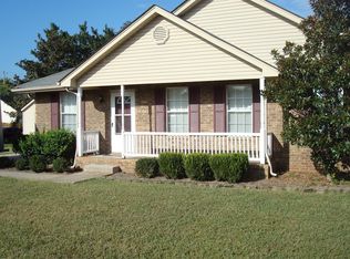 809 Mason Tucker Dr, Smyrna, TN 37167