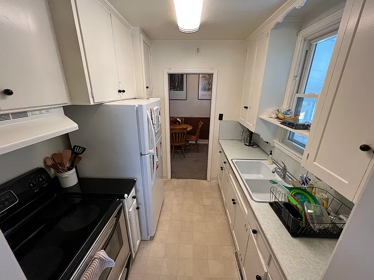 2265 S Williams St — Photo 4