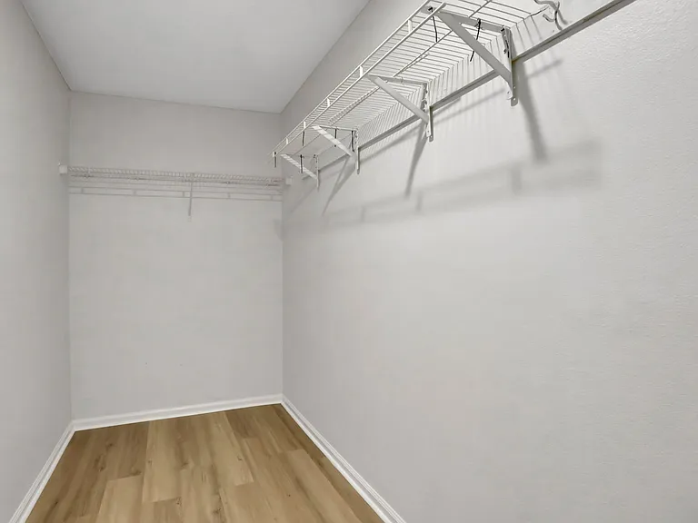 4404 Key Largo Dr — Photo 25