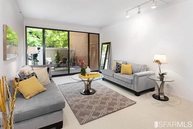 1st image of 101 Lombard St APT 114W