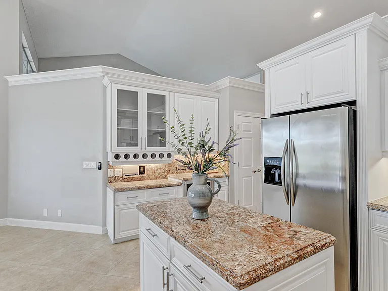 139 Brookhaven Ct — Photo 15